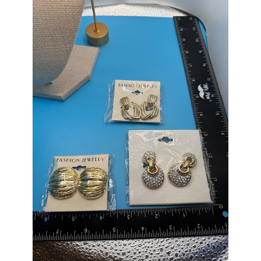 Vintage Gold Tone Clip On Earrings Set‎ 3 Pairs Rhinestone Ribbed Hoops